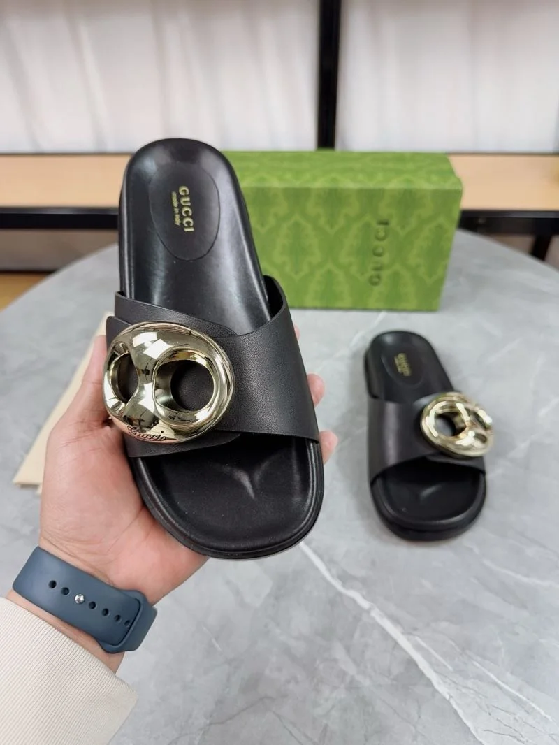 Bold Gucci Slippers 24886