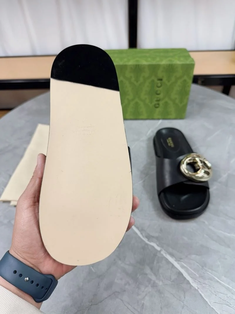 Bold Gucci Slippers 24886