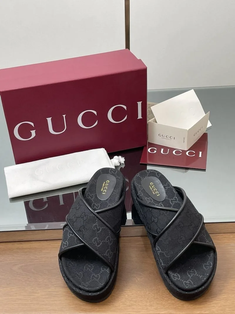Refined Gucci Slippers 24724