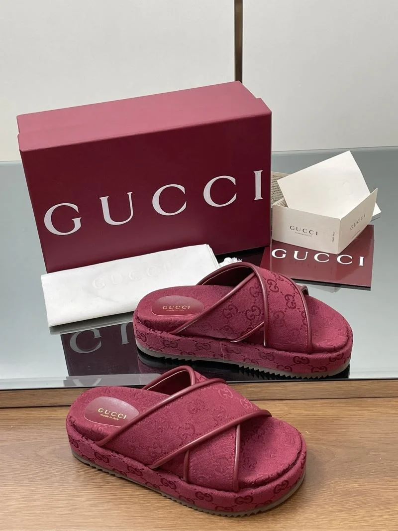 Gucci Slippers Seasonal 24728