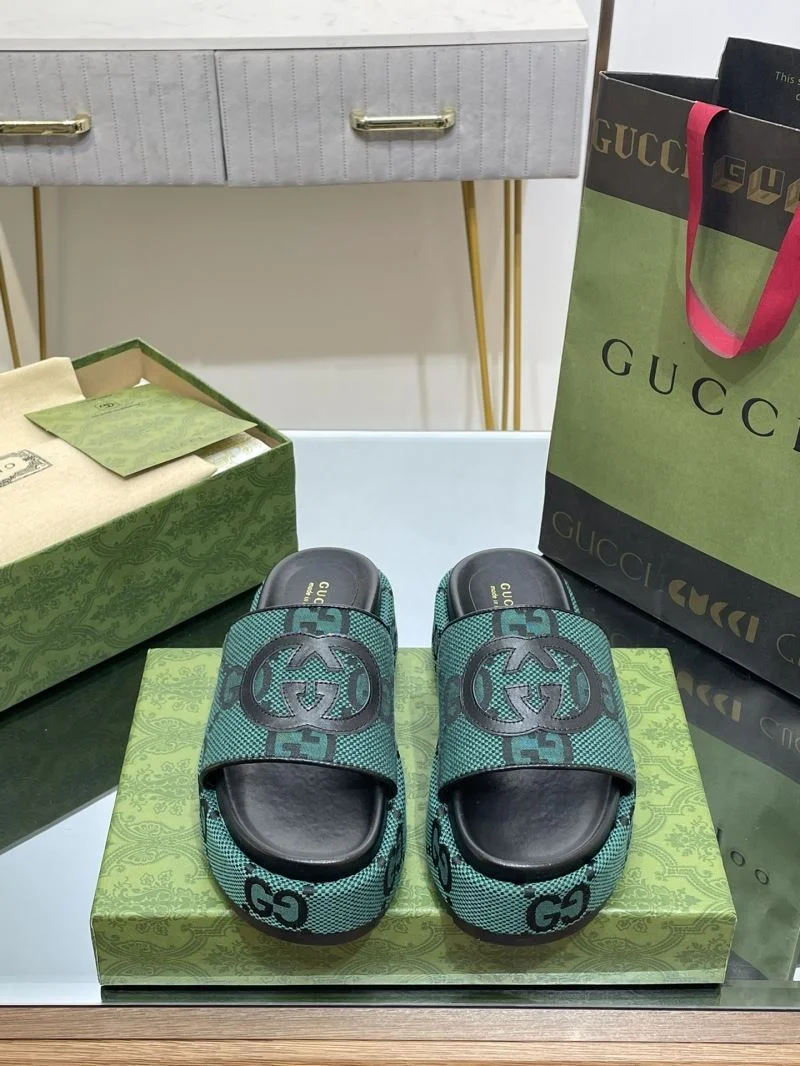 Chic Gucci Slippers 24687