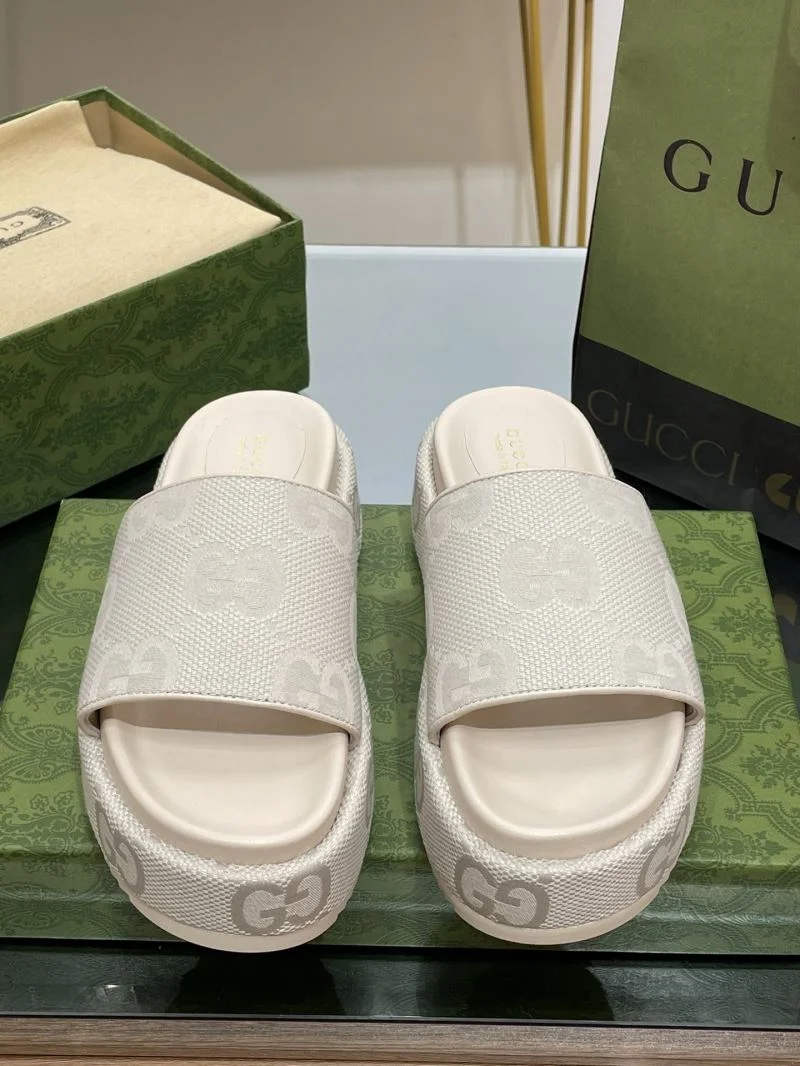 SoftTouch Gucci Slippers 24678