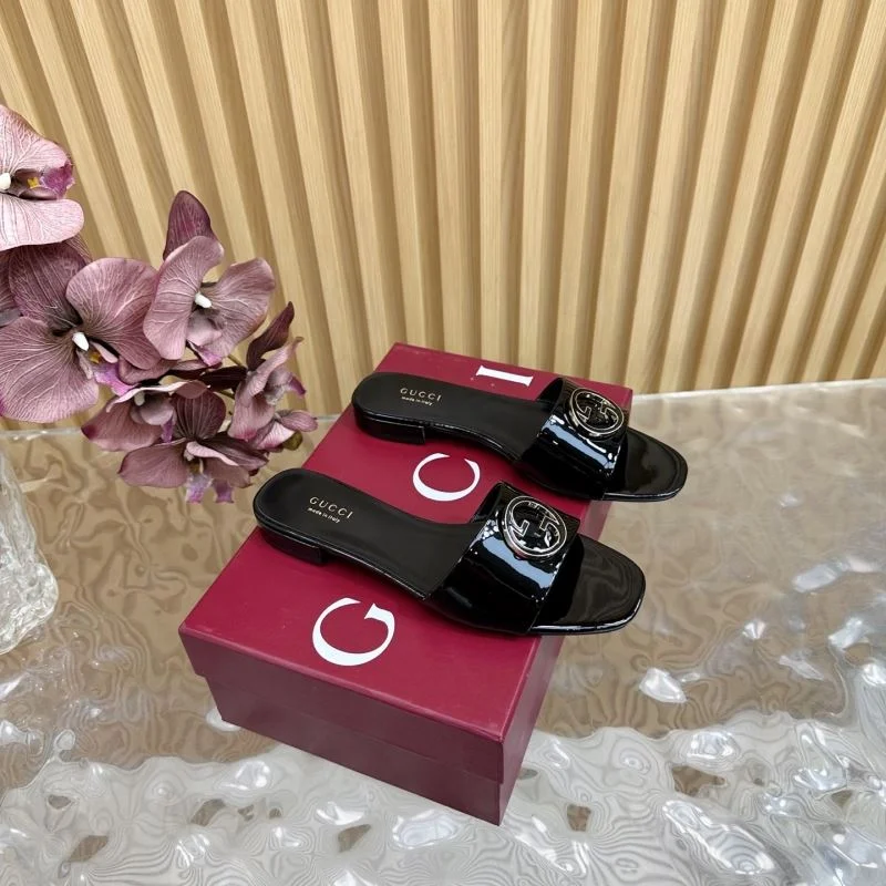 Gucci Slippers Bright 24683