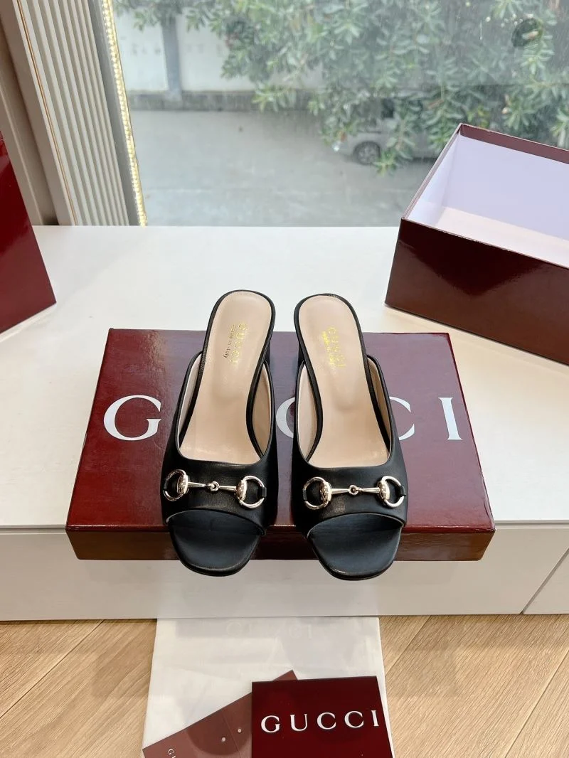 Lightweight Gucci Slippers 24656
