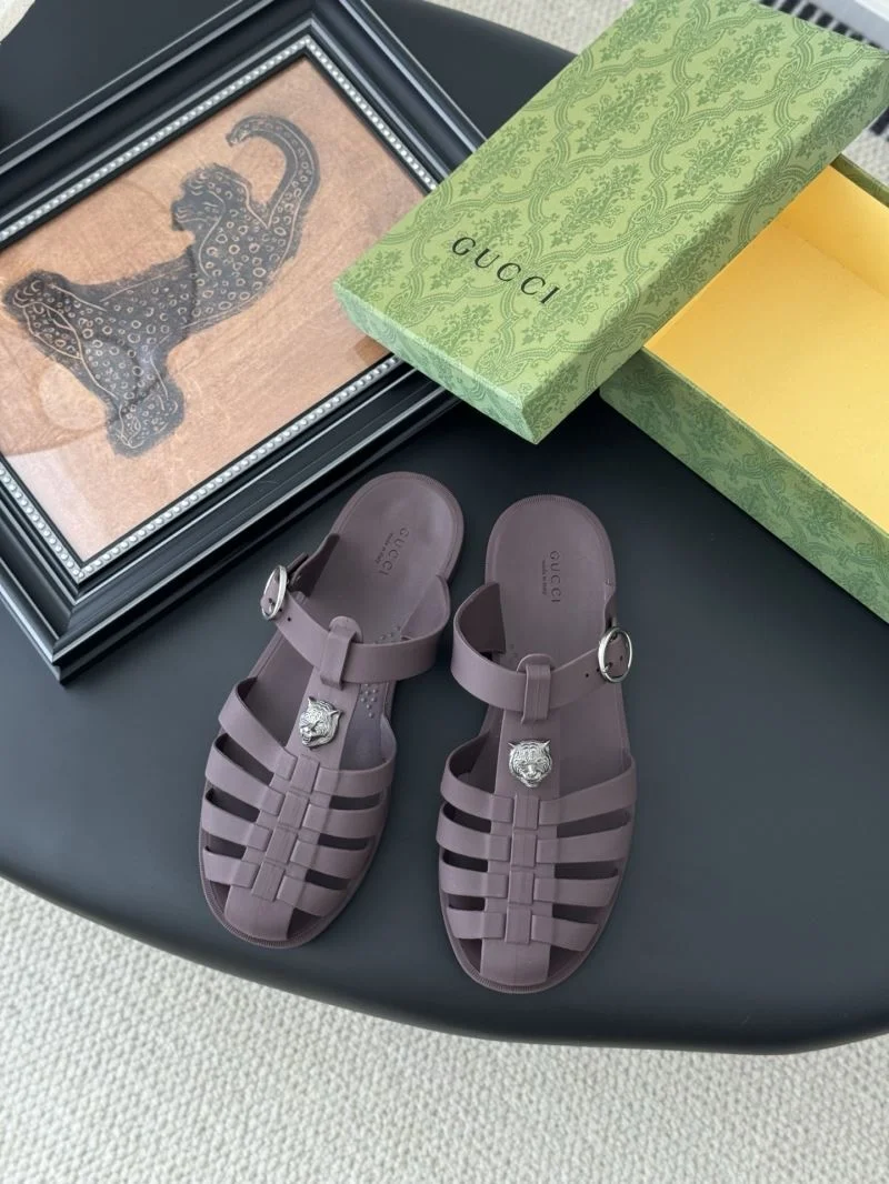 Gucci Slippers Timeless 24657
