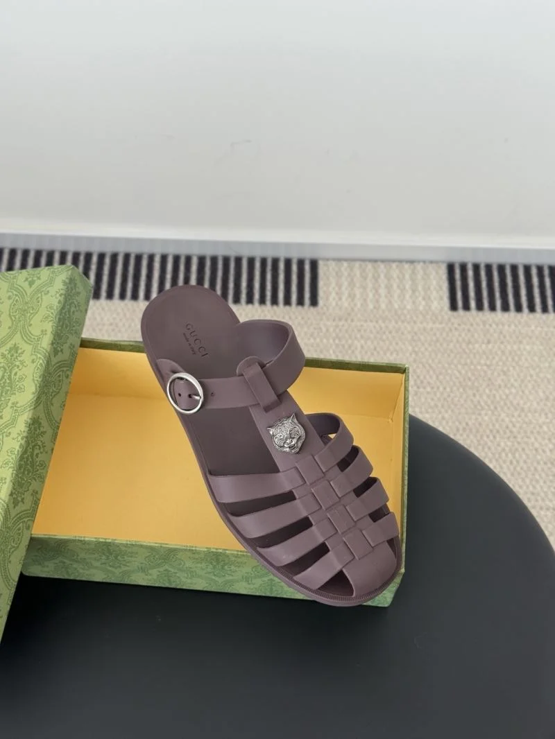 Gucci Slippers Timeless 24657