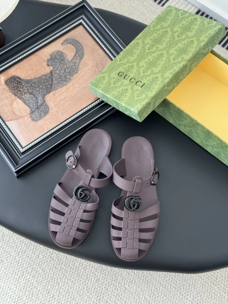 Modern Gucci Slippers 24662