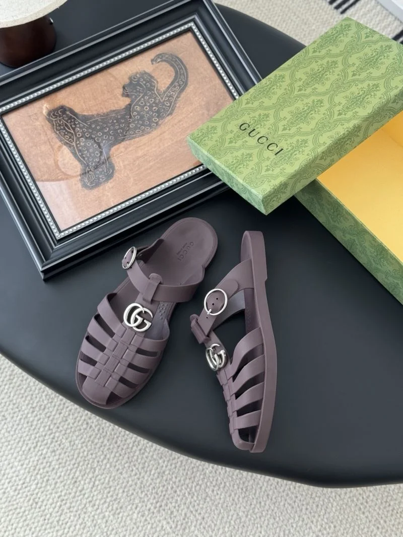 Durable Gucci Slippers 24654