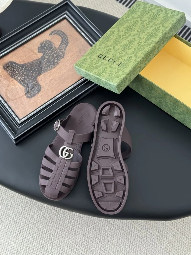 Durable Gucci Slippers 24654