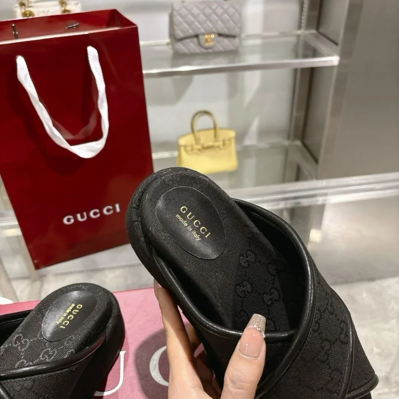 Packable Gucci Slippers 24659