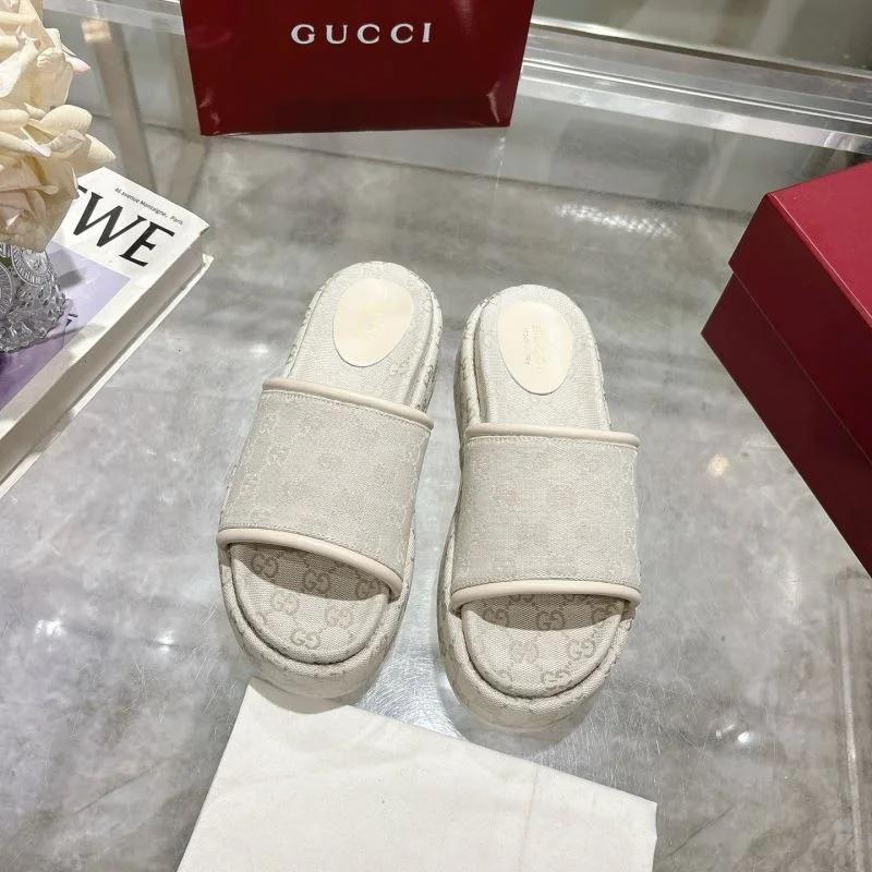 SunProtective Gucci Slippers 23770