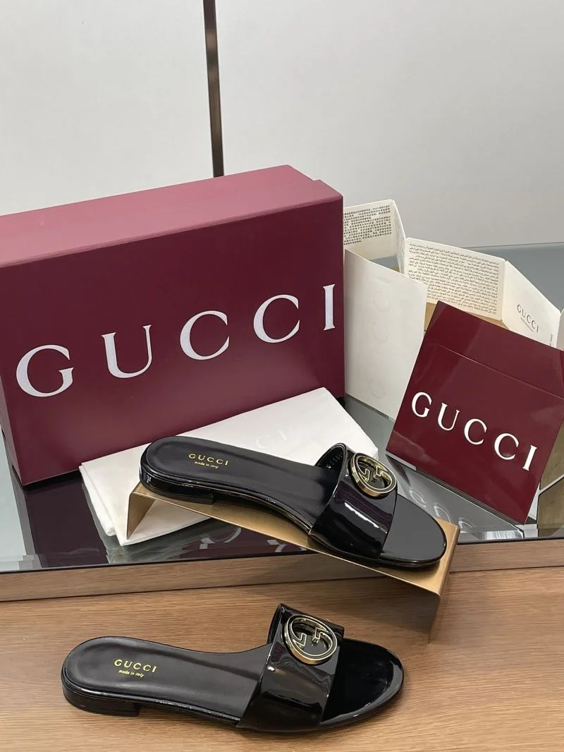 RelaxedFit Gucci Slippers 24629