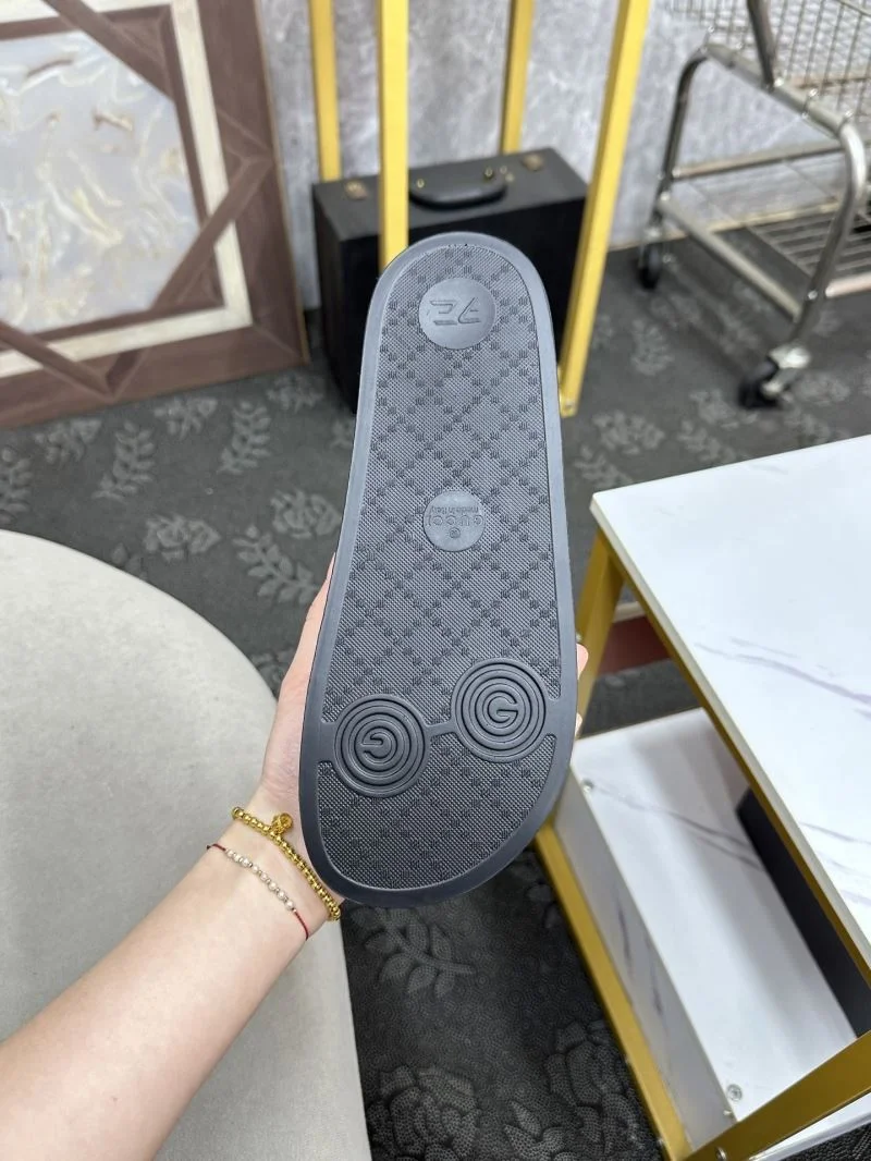 Gucci Slippers Soft 25245