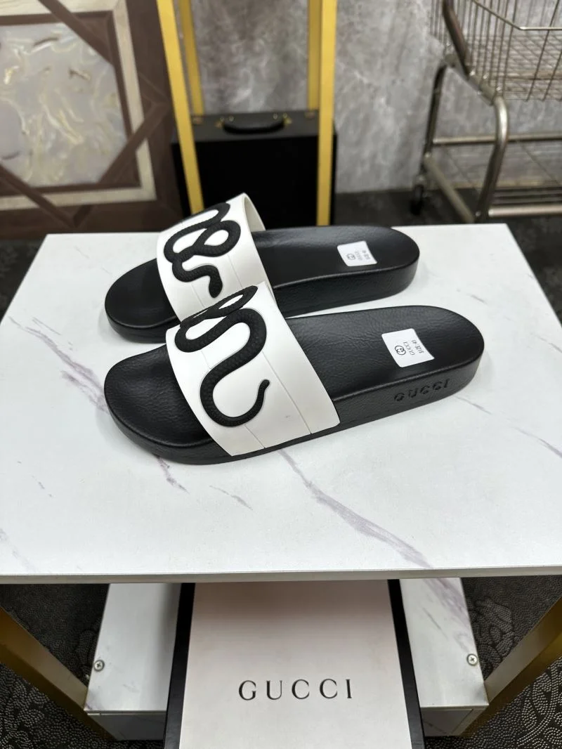 WellDesigned Gucci Slippers 25240