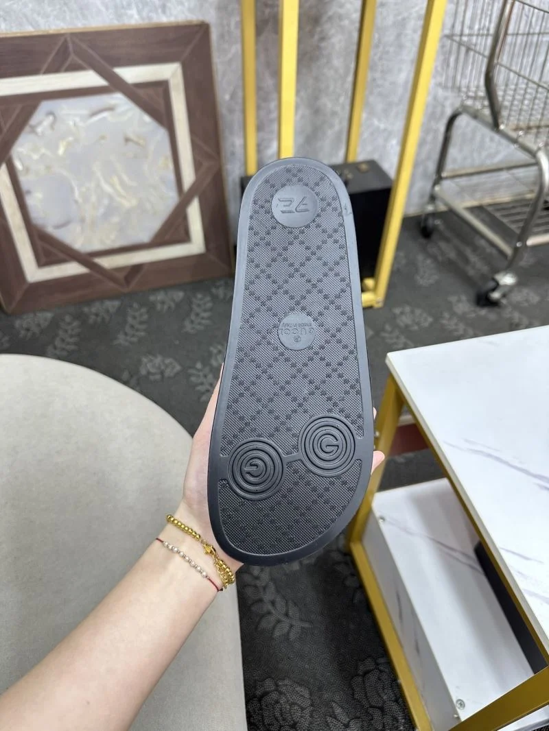 Youthful Gucci Slippers 25244