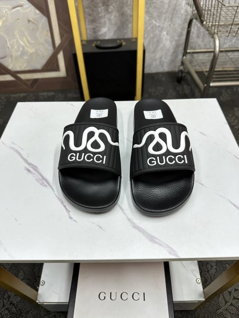 Practical Gucci Slippers 25237
