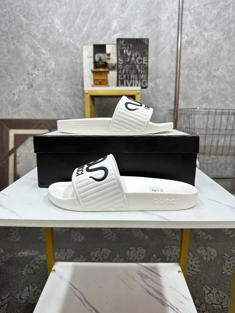 Gucci Slippers WeatherProof 25251