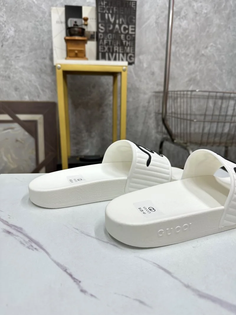 Gucci Slippers WeatherProof 25251