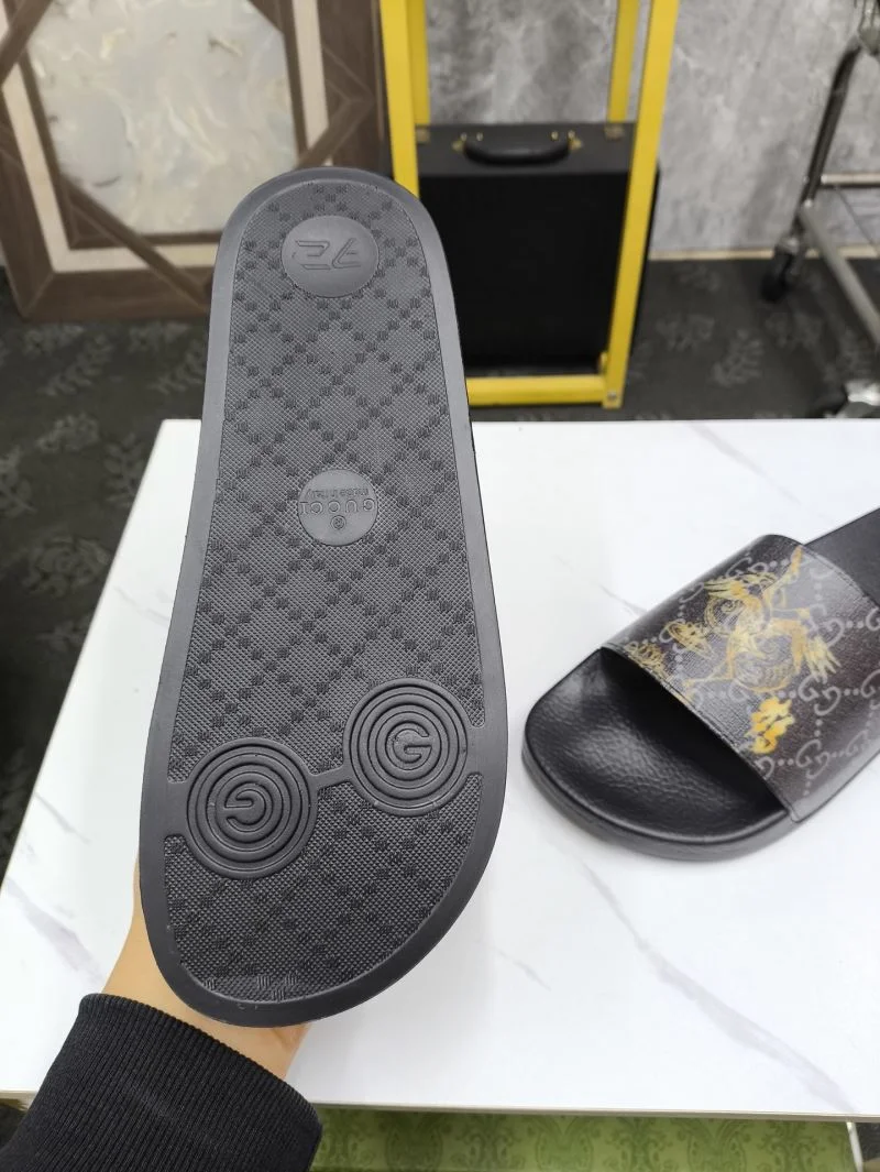 Gucci Slippers Bright 25225