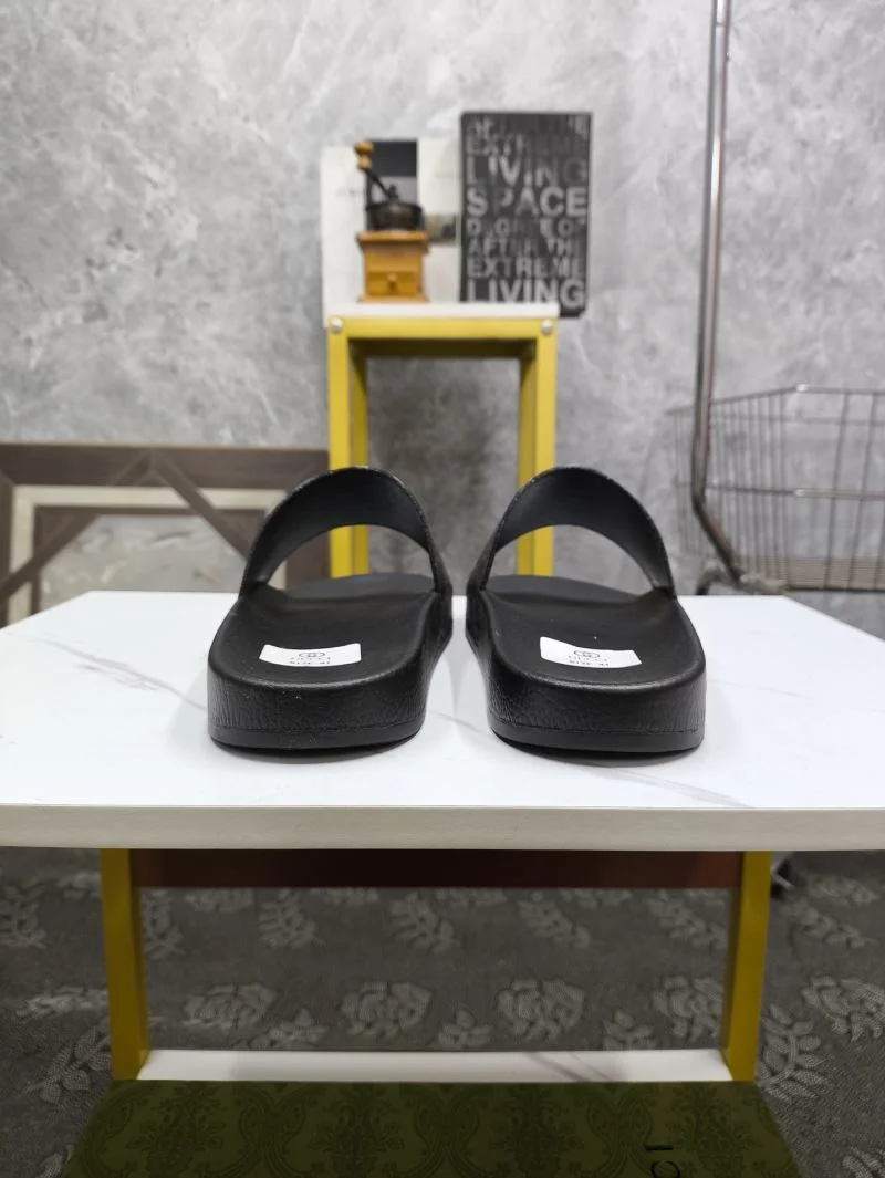 Gucci Slippers Bright 25225