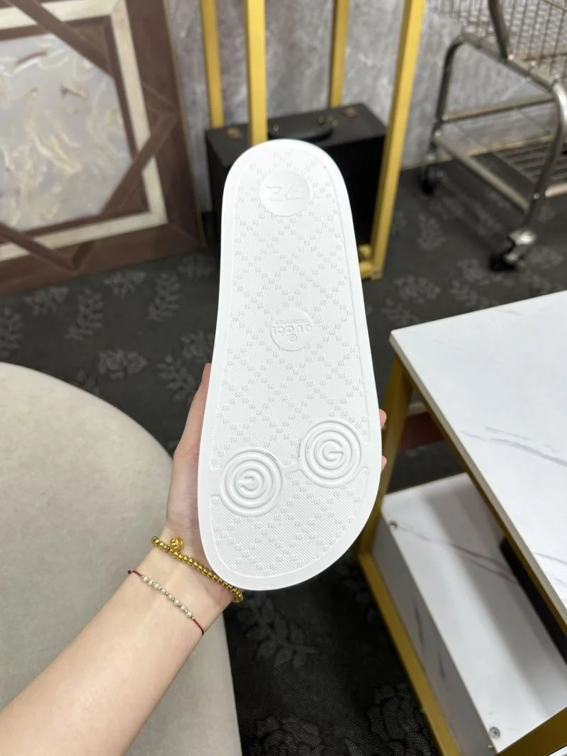 Gucci Slippers EasyCare 25221