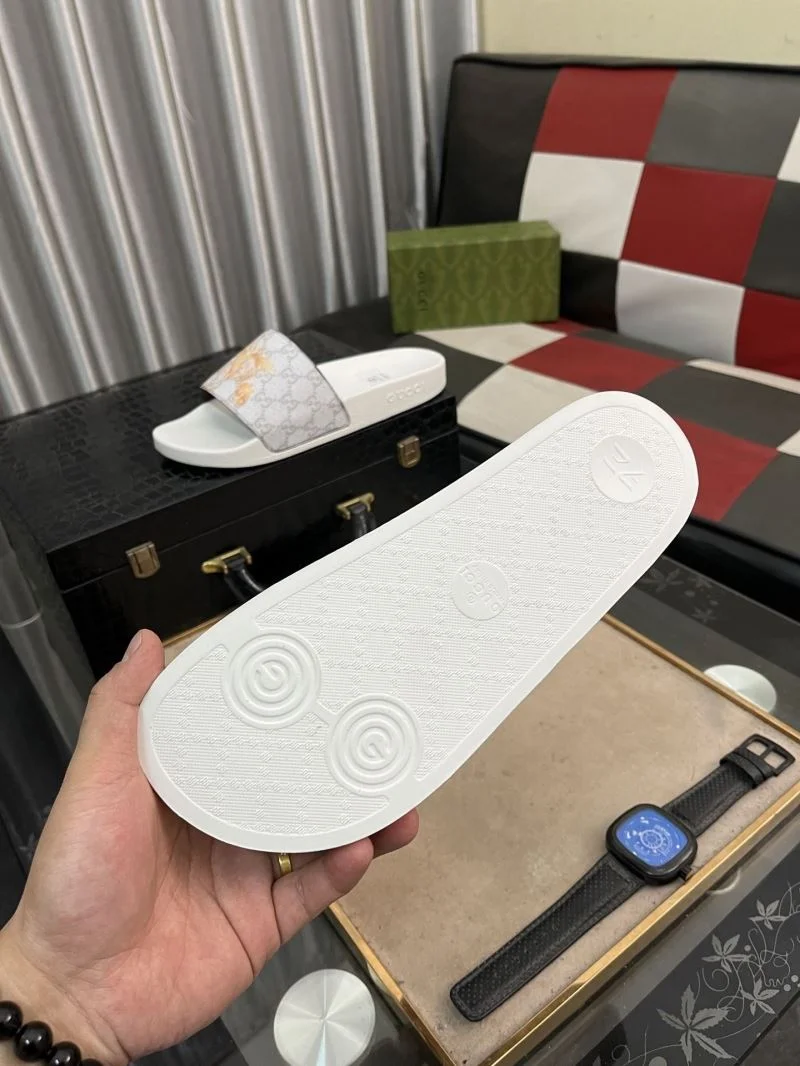 Youthful Gucci Slippers 25262