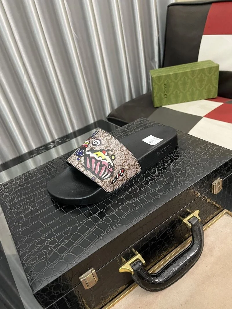 Bright Gucci Slippers 25216