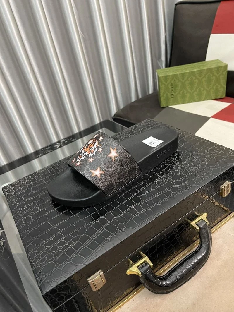 Gucci Slippers Sleek 25209