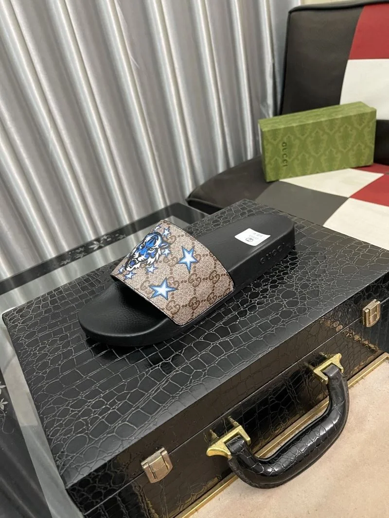 Gucci Slippers Stylish 25201