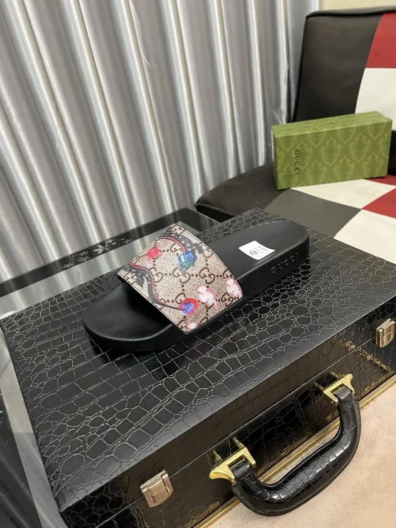 Gucci Slippers Refined 25194