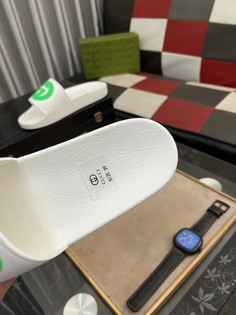 Gucci Slippers TravelReady 25272