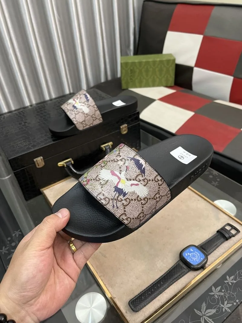 Gucci Slippers Comfortable 25180