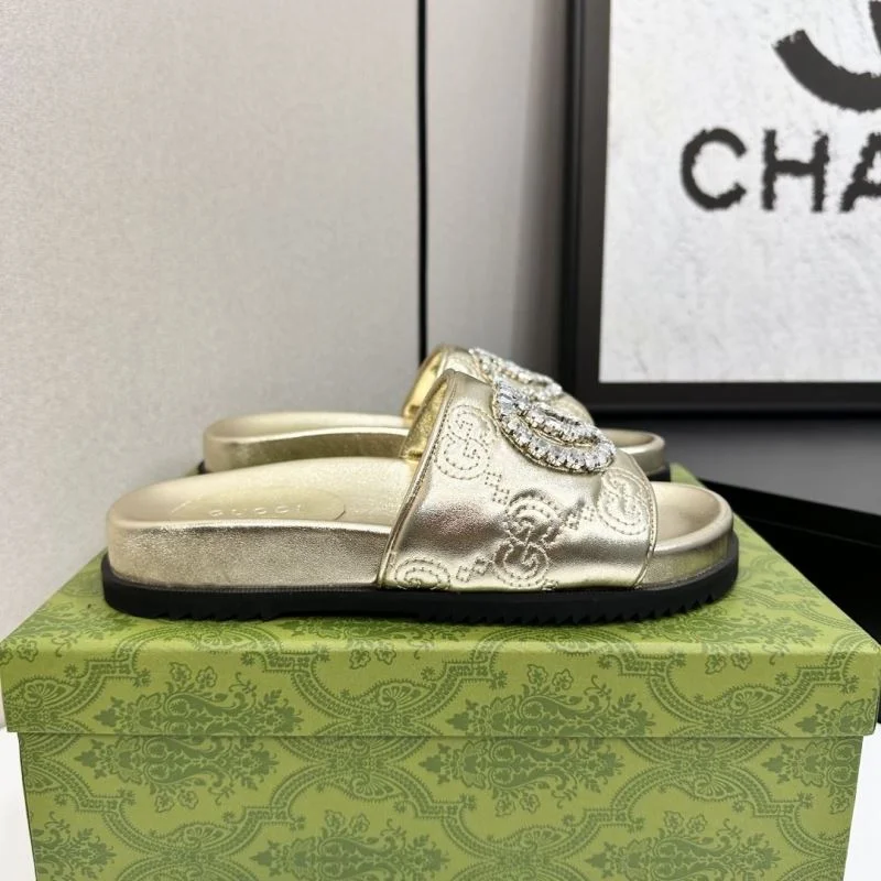 Gucci Slippers Practical 25949