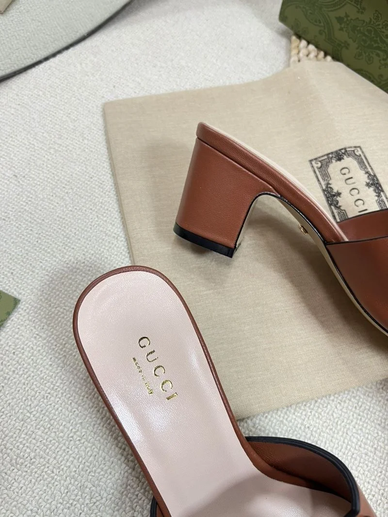 Gucci Slippers Minimalist 25915