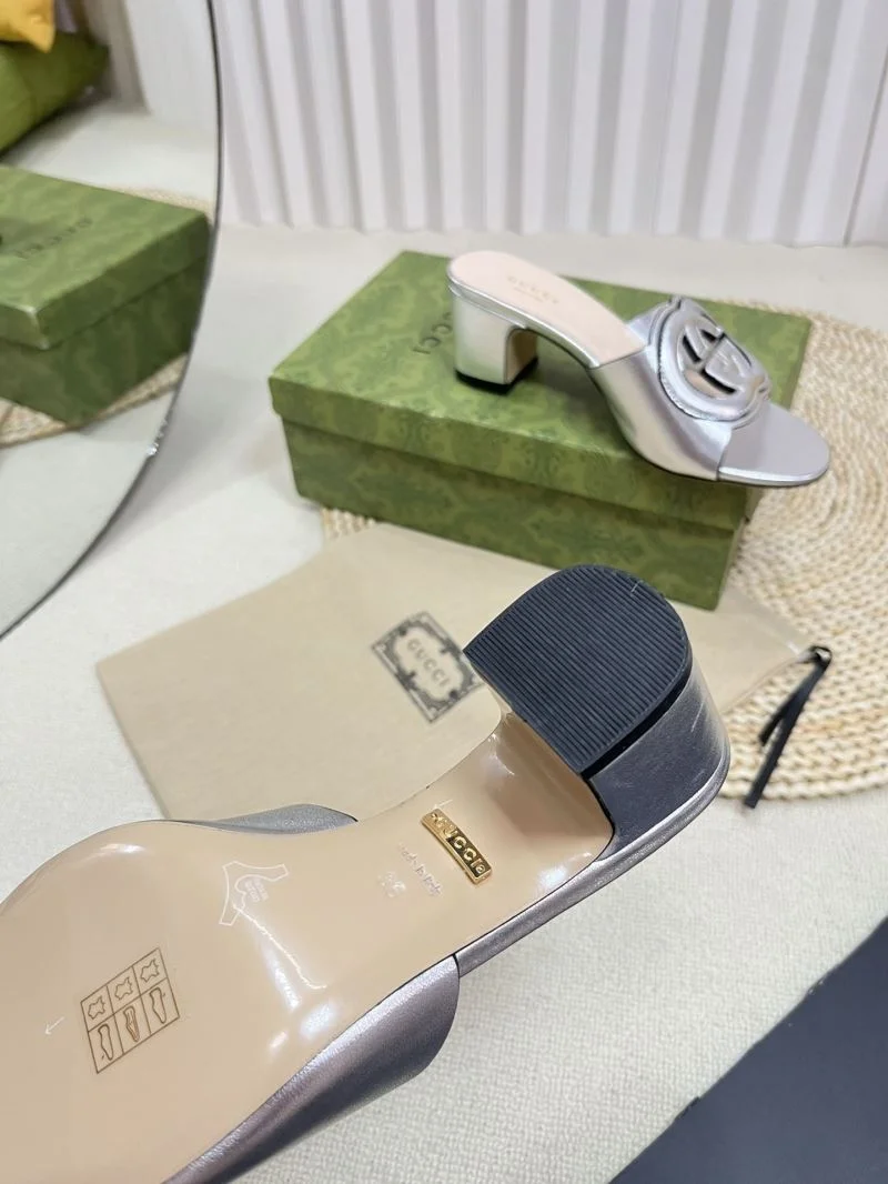 Gucci Slippers Functional 25899