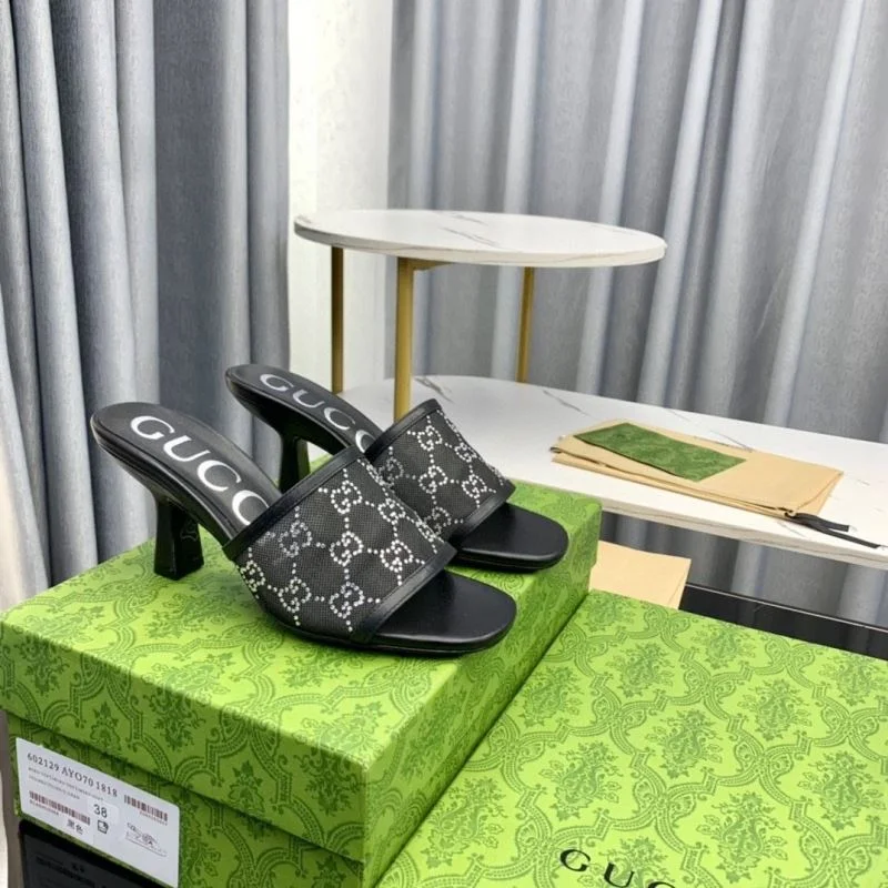 WaterResistant Gucci Slippers 25895