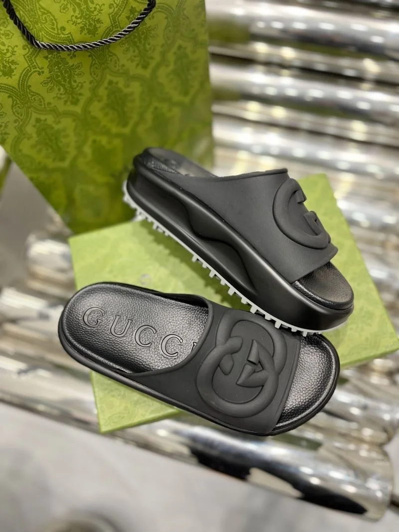 Supportive Gucci Slippers 24319