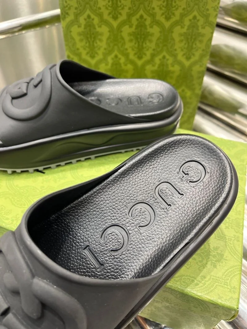 Supportive Gucci Slippers 24319