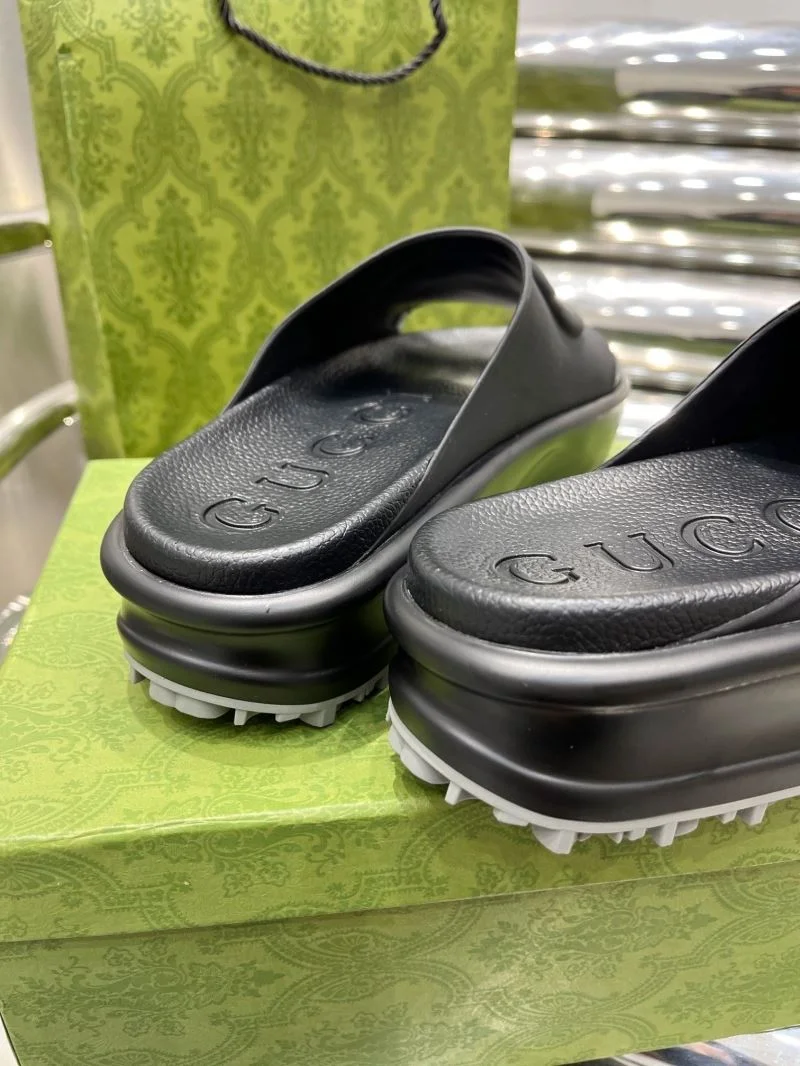 Supportive Gucci Slippers 24319