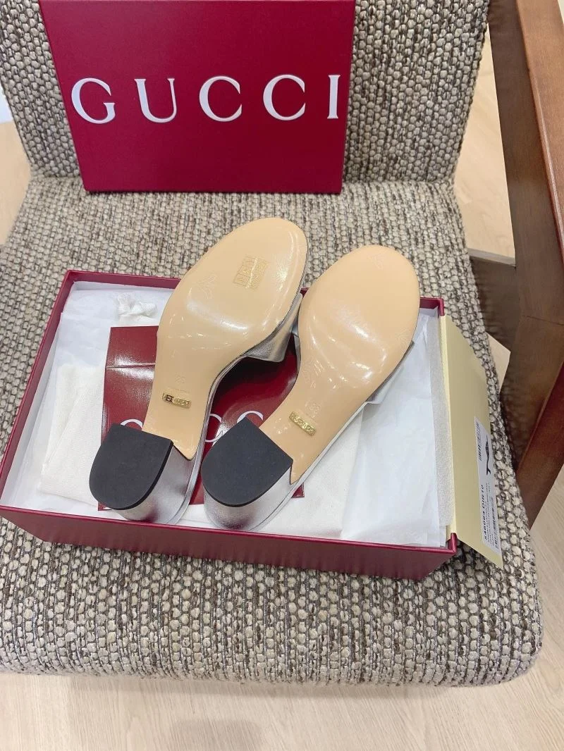 Gucci Slippers Seasonal 24325