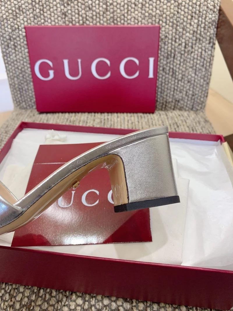 Gucci Slippers Seasonal 24325