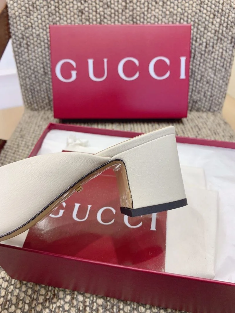 Compact Gucci Slippers 24321