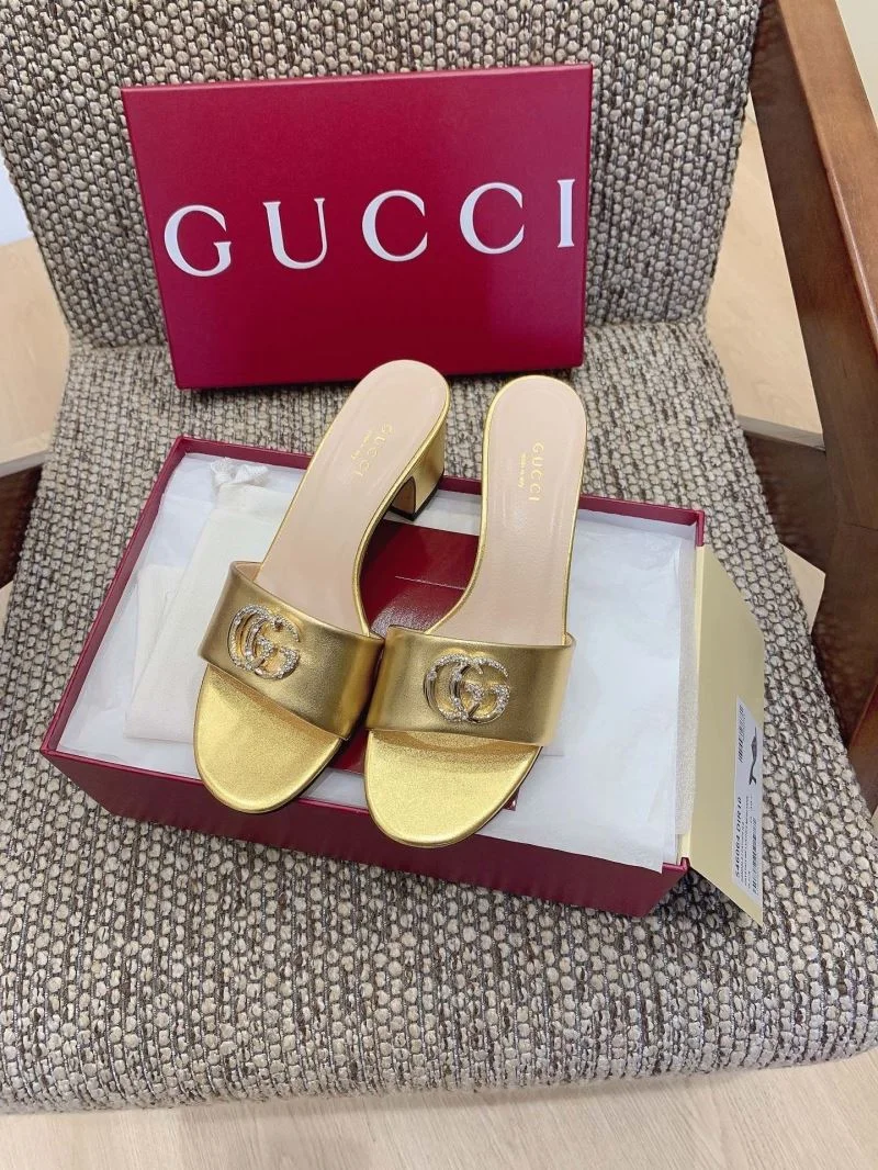 Modern Gucci Slippers 24329