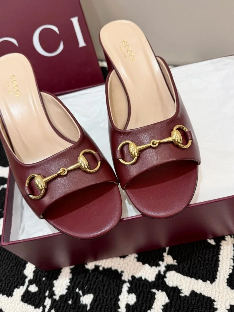 Seasonal Gucci Slippers 24289