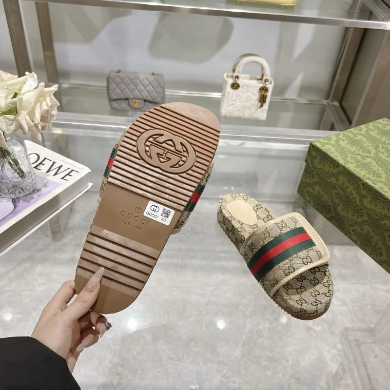 Gucci Slippers RelaxedFit 24274