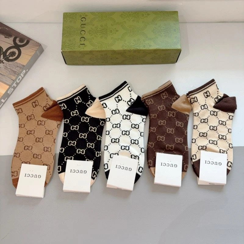 EyeCatching Gucci Socks 273276