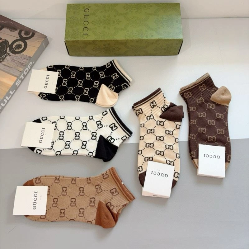 EyeCatching Gucci Socks 273276
