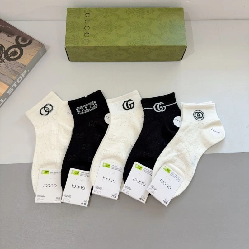 Efficient Gucci Socks 273105