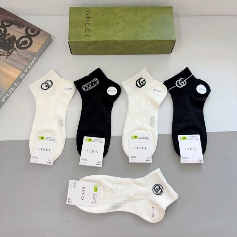 Efficient Gucci Socks 273105