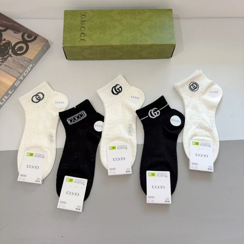 Efficient Gucci Socks 273105